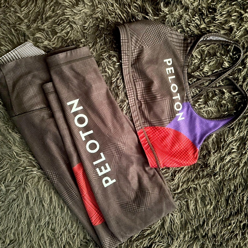 Peloton Cadent sports bra and reversible legging set - size L